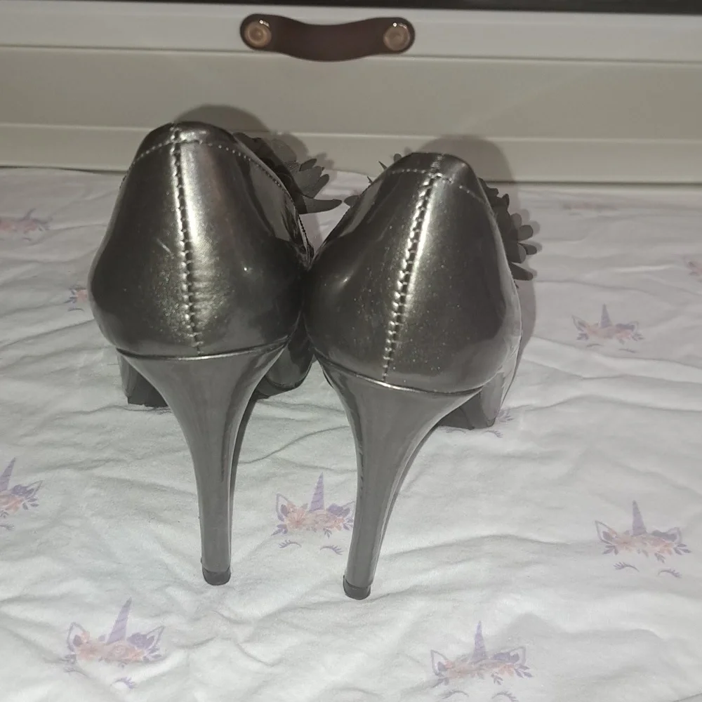 CARLOS SANTANA PEEP TOES - Picture 4 of 6